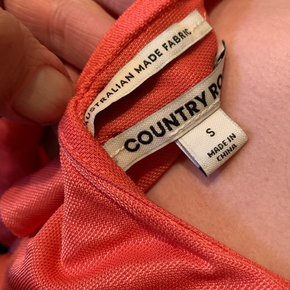 Country Road Back Drape Detail Top Small - Picture 8 of 9